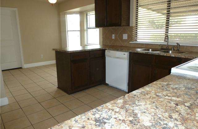 1508 Country Manor Road Gallery 4