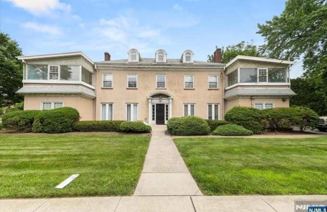 61 Glenwood Road photos photos