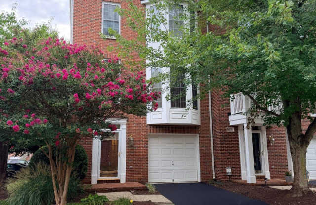 4277 PARK GREEN Gallery 2