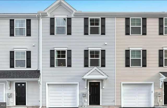 106 HAWLEY COURT - 106 Hawley Court, Mount Penn, PA 19606