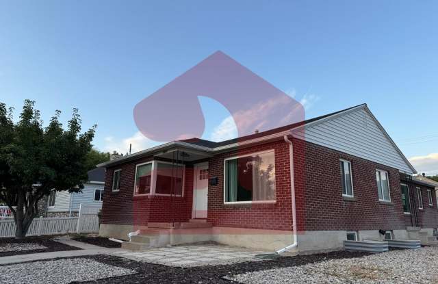 2697 Glenmare Street photos photos