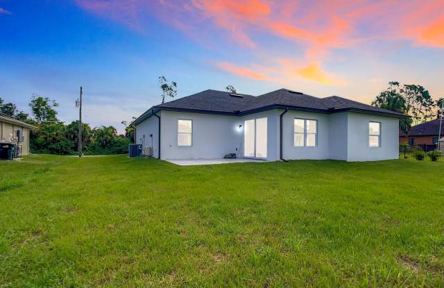 North Port For Lease *New Construction* Gallery 3