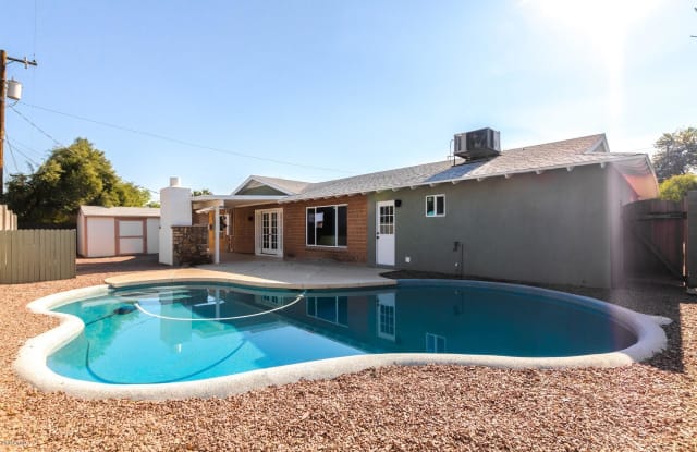 8528 E OAK Street - 8528 East Oak Street, Scottsdale, AZ 85257