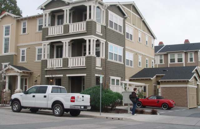 EASY Walk to campus. Great Luxury Condo. - 234 Cardiff Place, Santa Cruz, CA 95060 EASY Walk to campus. Great Luxury Condo. - 234 Cardiff Place, Santa Cruz, CA 95060