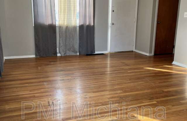 4414 Huron Cir Gallery 3