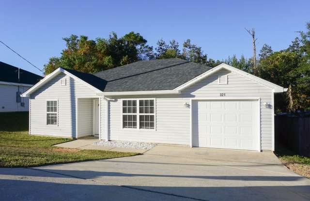 321 Apple Drive - 321 Apple Drive, Crestview, FL 32536