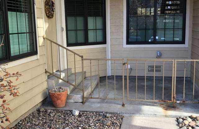 Luxury 2 Bed 1 Bath Condo w/ ATTACHED GARAGE photos photos Luxury 2 Bed 1 Bath Condo w/ ATTACHED GARAGE photos photos