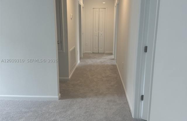 5423 Meadow Walk Gallery 4