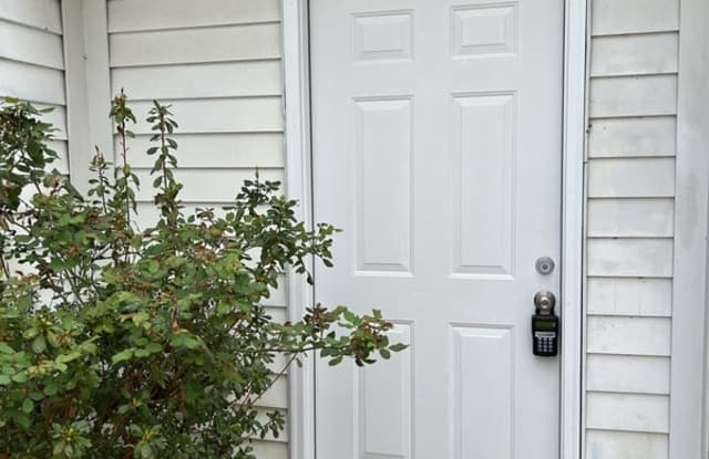 7129 Stonington Dr - 7129 Stonington Lane, Charlotte, NC 28227