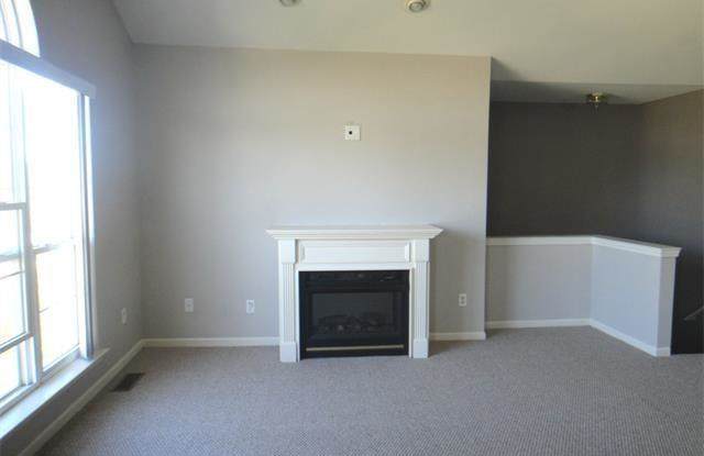 16755 CARRIAGE WAY Gallery 2