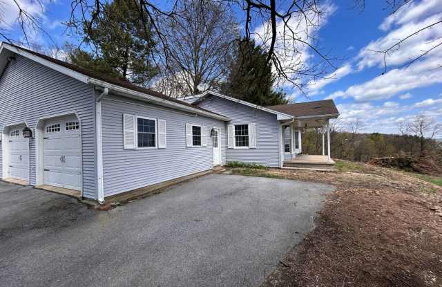 Spacious Ranch Home For Rent In Lititz photos photos Spacious Ranch Home For Rent In Lititz photos photos