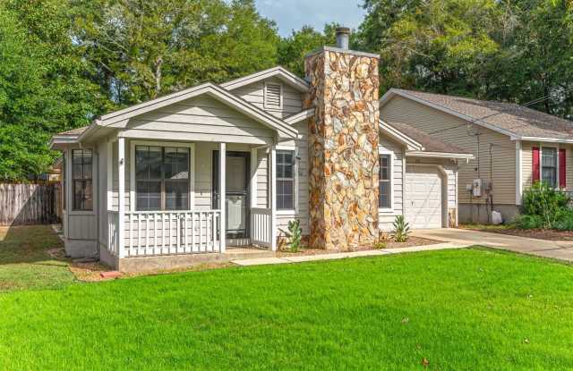 Updated Home in Prime Niceville Location! Gallery 3