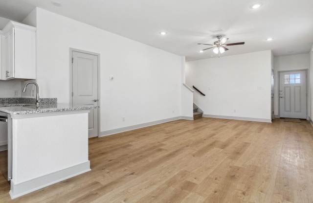 10207 TULIPWOOD RUN Gallery 3