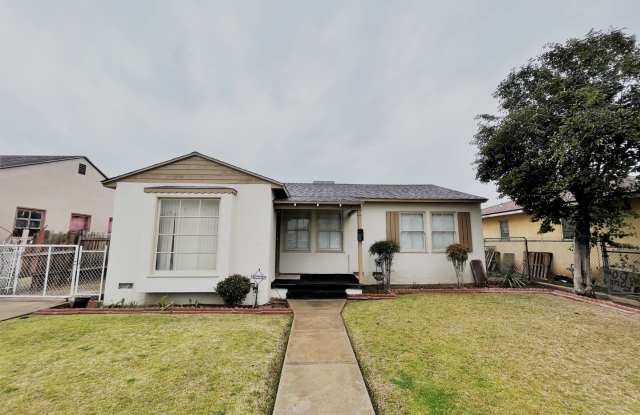 Centrally located 3-bedroom house photos photos