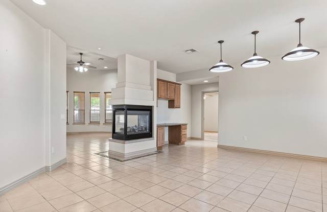 Three Bedroom home with Oversized Garage Gallery 3