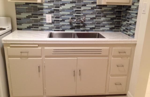1314 1/2 N Vista St #1314 1/2 - 1314 North Vista Street, Los Angeles, CA 90046