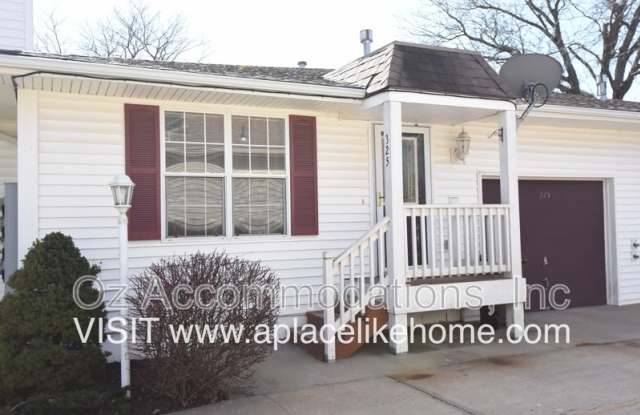 325 E Hansen Ct - 325 East Hansen Court, Independence, MO 64055