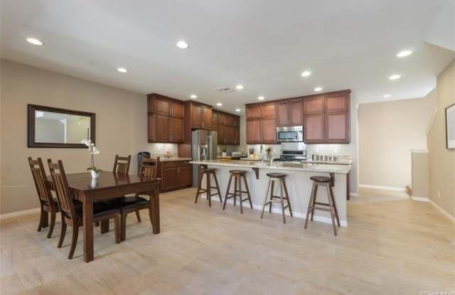 210 Capricorn - 210 Capricorn, Irvine, CA 92618