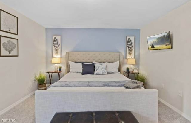 4109 Northeast 20th Place Gallery 3