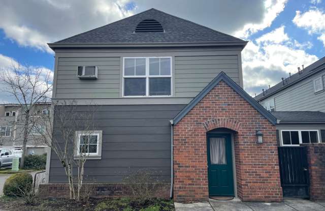Your Cozy Corner in Fairview Village! photos photos