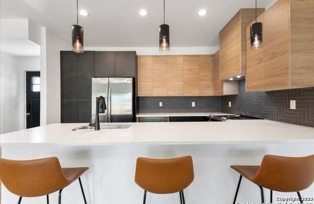 721 IOWA ST - 721 Iowa Street, San Antonio, TX 78203 721 IOWA ST - 721 Iowa Street, San Antonio, TX 78203