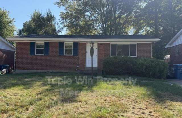 1380 Cove Ln Gallery 1