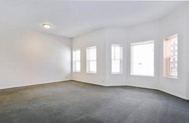 921 West Wilson Avenue Gallery 2