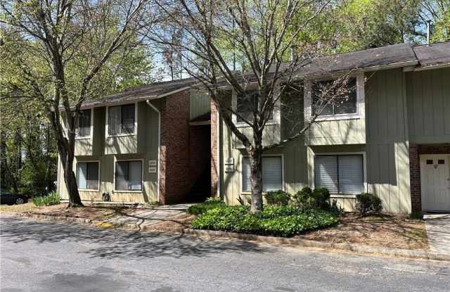 2249 Runnymead Ridge SE - 2249 Runnymead Ridge Southeast, Marietta, GA 30067