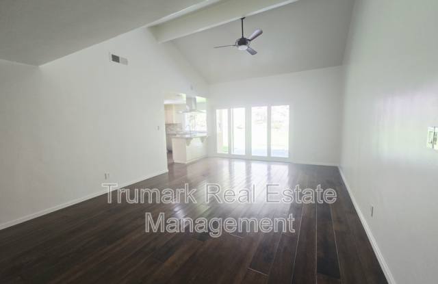 3933 Karen Lynn Dr Gallery 3