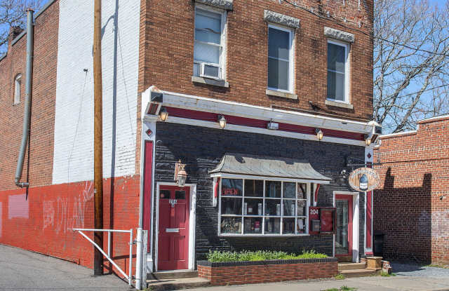 2604 Grove Avenue - 4 Gallery 3