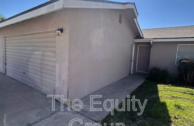 1533 East Cross Avenue photos photos