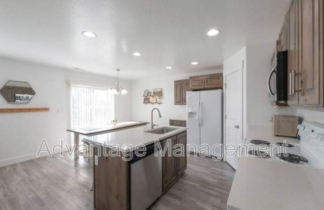721 S 110 W Gallery 3