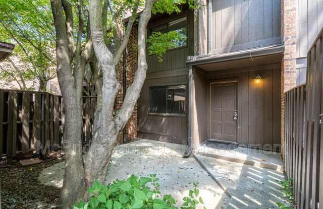 3506 Prestwick Drive Gallery 2