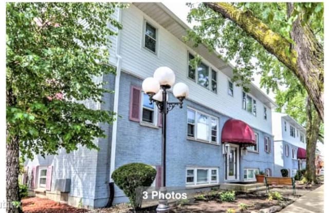 9437 Kelvin Ln - 9437 Kelvin Ln, Schiller Park, IL 60176