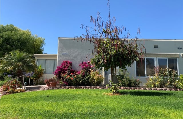 2159 Via Mariposa West - 2159 via Mariposa East, Laguna Woods, CA 92637
