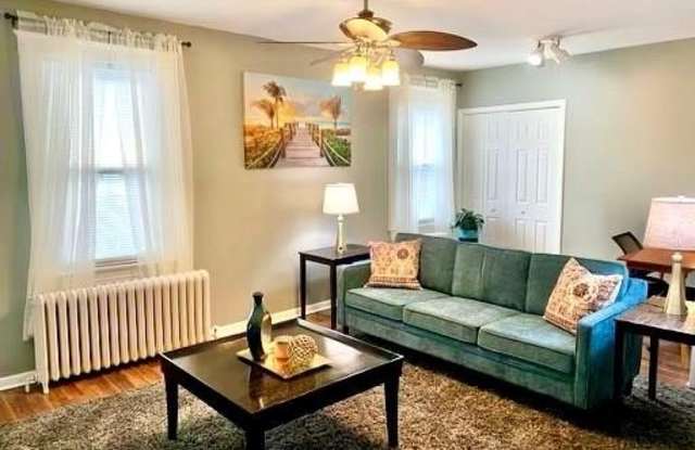 15 California Avenue photos photos