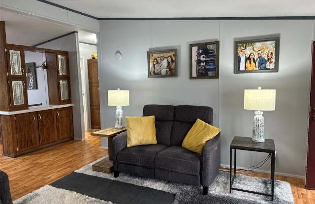 20082 CR 304 Gallery 4