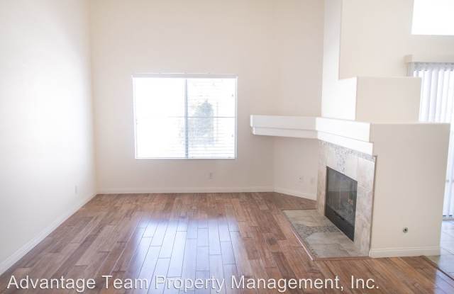5590 Renaissance Ave #1 Gallery 2