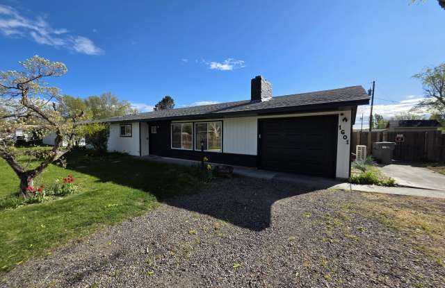 1601 South Yelm Street photos photos