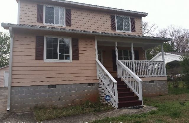 109 Irvin Street - 109 Irvin Street, Jonesboro, GA 30236