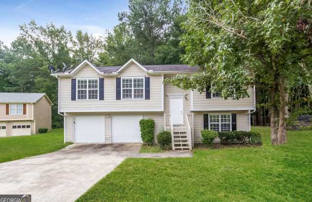 7760 Melanie Drive - 7760 Melanie Drive, Douglasville, GA 30134