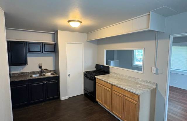 3 Bed 1.5 Bath Single Family Home in North Central - 1702 Geraldine Avenue, Columbus, OH 43219 3 Bed 1.5 Bath Single Family Home in North Central - 1702 Geraldine Avenue, Columbus, OH 43219