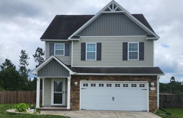 208 Lockwood Court, Hubert, NC. Available 5/1/26!! Showings Coming Soon. photos photos