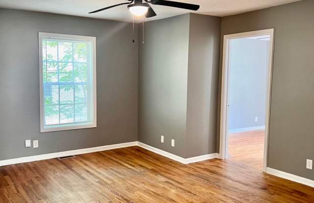 AVAILABLE AUGUST 14! 3 Bedroom Home Near Madison Street Gallery 3
