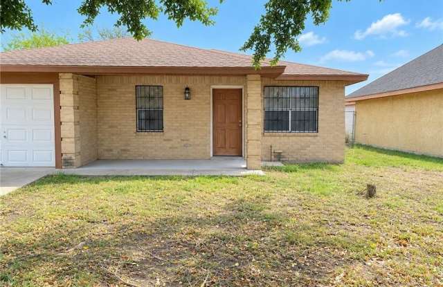 108 W La Quinta Drive Gallery 1
