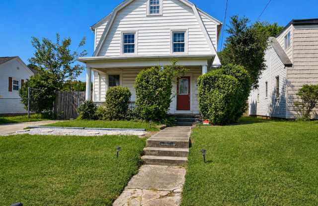 Charming 3-Bedroom Norfolk Home with Classic Character, Hardwood Floors & a Fenced Backyard Gallery 1