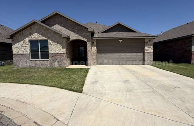 New Beginnings Start with AMRR: Spacious 3-Bedroom Home in West Lubbock! photos photos