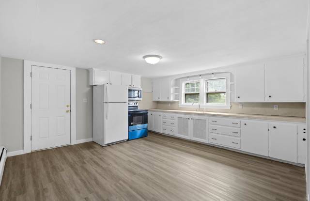 588 North Walnut Street photos photos