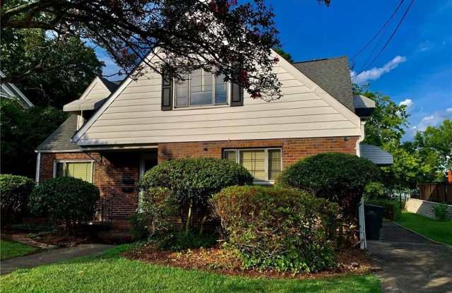 4010 Holly Avenue photos photos