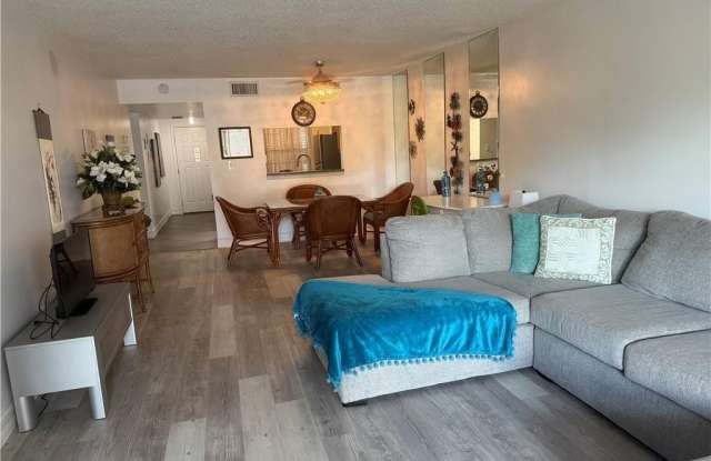 5535 Rattlesnake Hammock unit: 104 photos photos